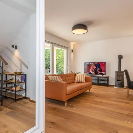 بيت للعطل Sarah, Mediterranean Elegance Minutes From The Veligolji