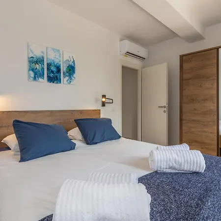 بيت للعطل Sarah, Mediterranean Elegance Minutes From The Veligolji